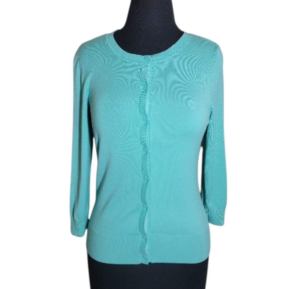 Halogen women's button closure crew neck 3/4 sleeve sweater size small